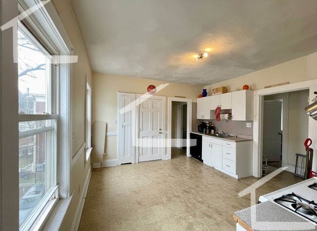 Building Photo - 4 bed in Brighton