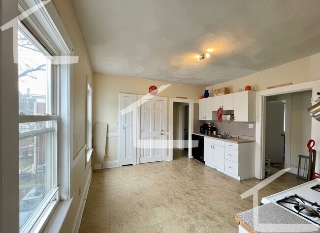 Building Photo - 97 Kilsyth Rd