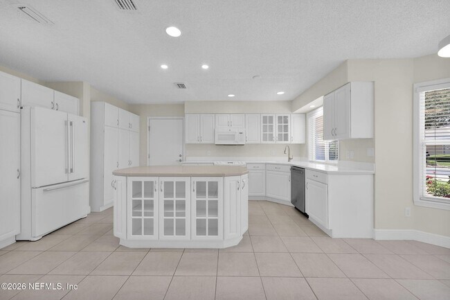 Building Photo - 23 Walker's Ridge Dr