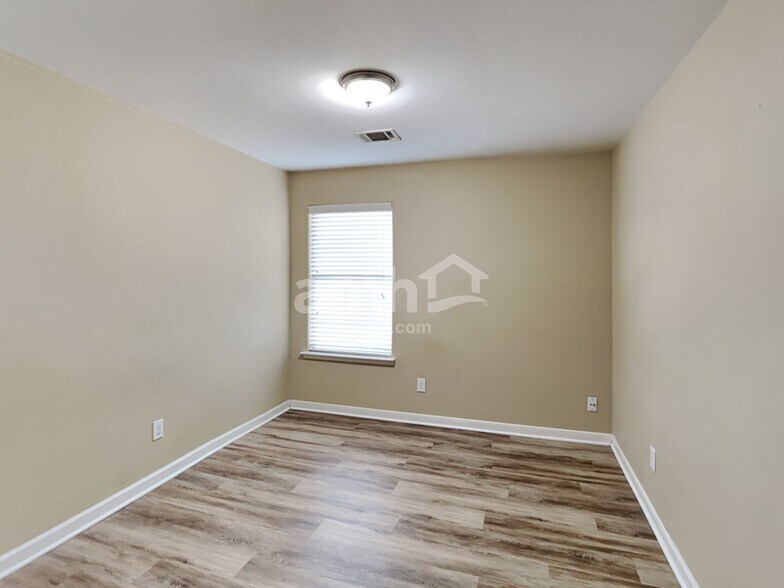 Building Photo - 4114 Medina River Ct