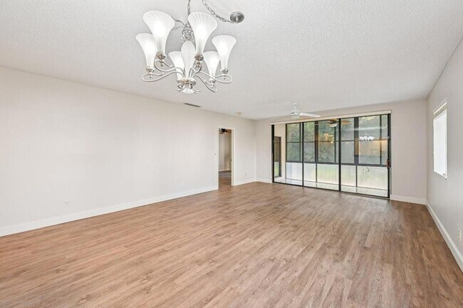 Building Photo - 1103 Duncan Cir