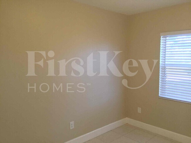 Building Photo - 19462 SW 87th Pl