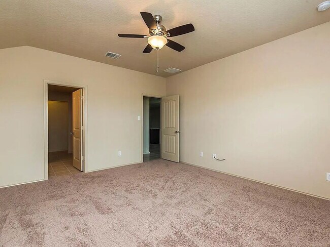 Building Photo - "Charming 3-Bedroom Home with 2 Full Baths in Idyllic San Marcos Location!"