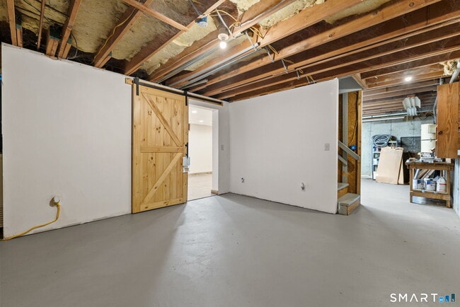 Building Photo - 45 Luchon Rd