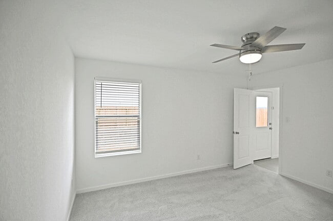 Building Photo - 3805 Swift Fox Rd