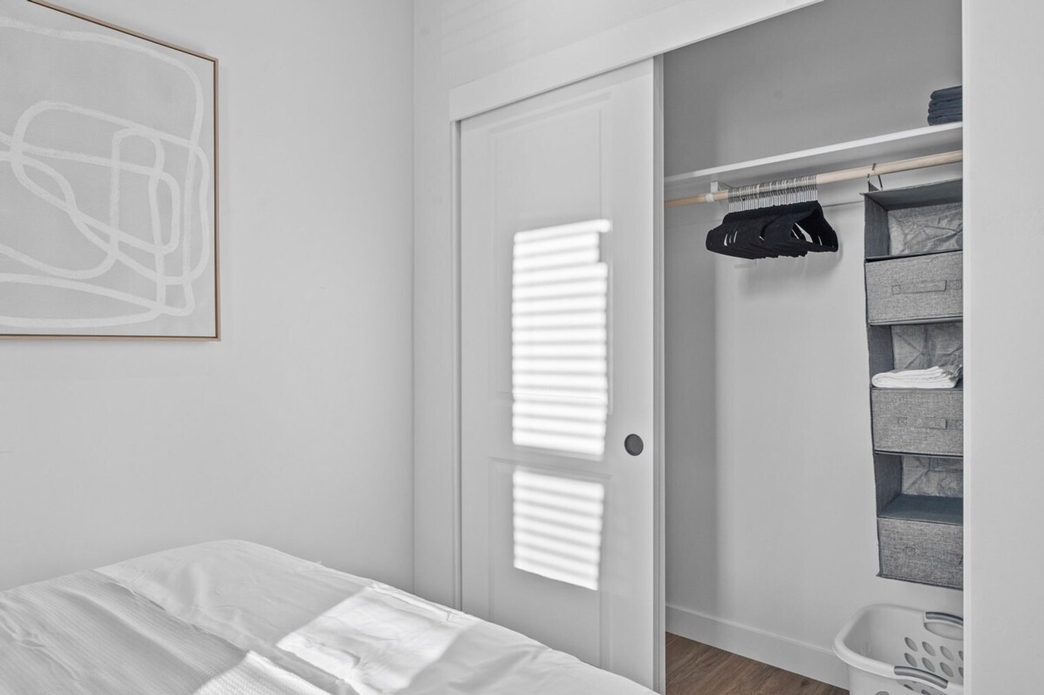 Building Photo - 3757 E Van Buren St