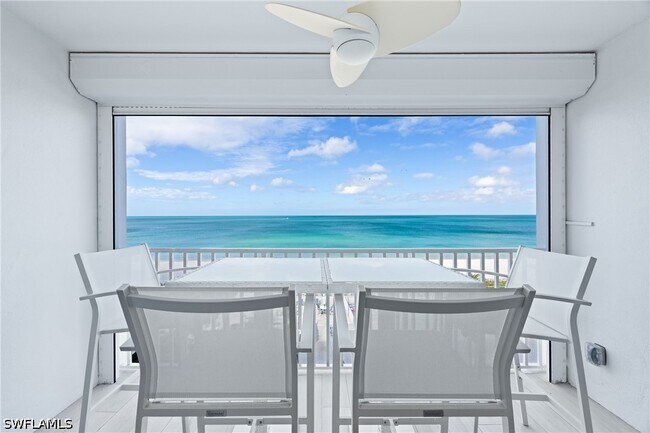 Building Photo - 3443 Gulf Shore Blvd N