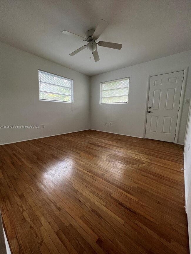 Building Photo - 2 bedroom in Miami FL 33138