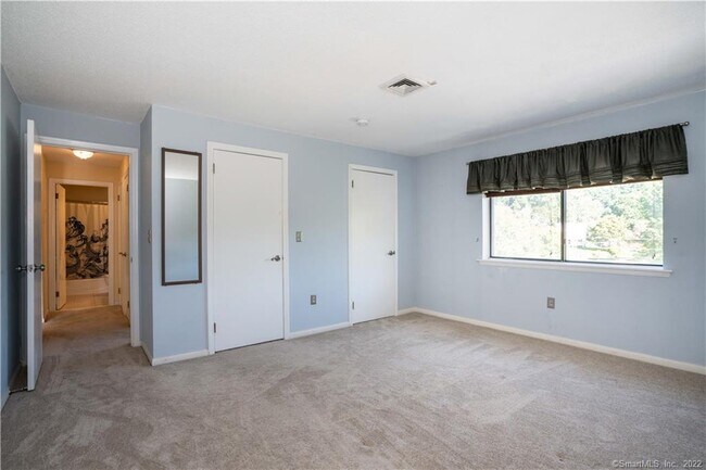 Building Photo - 1401 Harbor View Dr