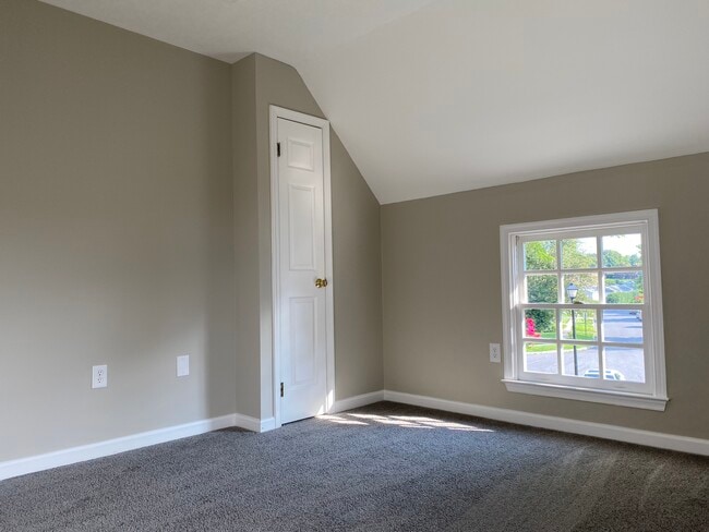 Building Photo - 1221 Magnolia Ct