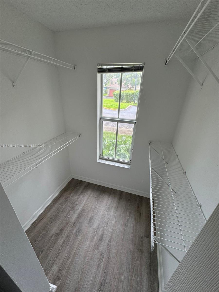 Building Photo - 2451 Centergate Dr