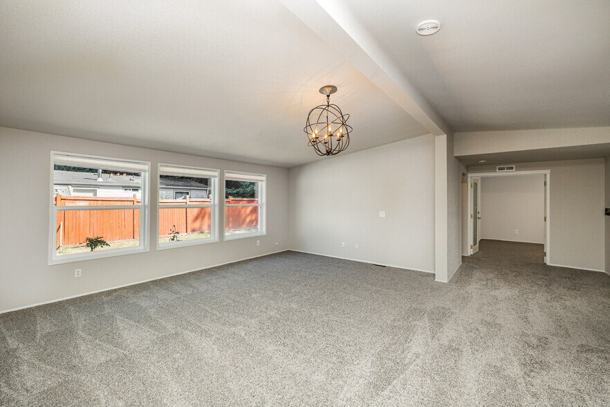 Building Photo - 15832 18th Pl W