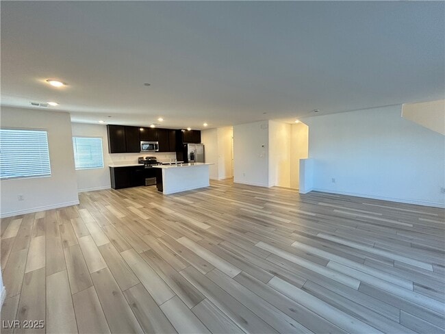 Building Photo - 3625 Cabernet St