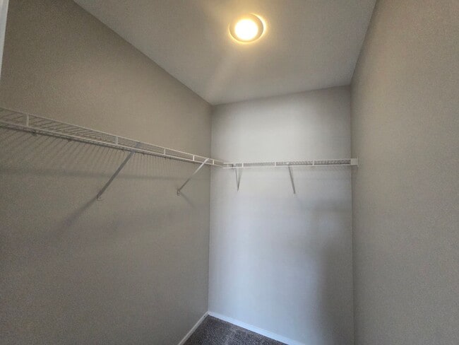 Building Photo - Lock in $1795 Off your third month rent - 3 Bedroom Home near North Las Vegas