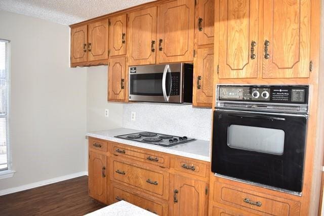 Building Photo - 8321 Oak Ct