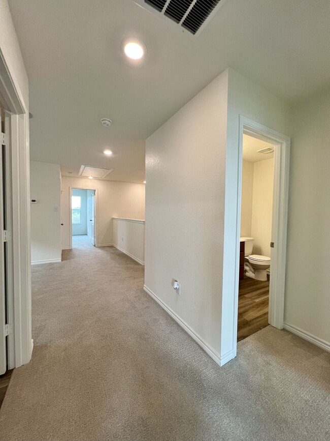 Building Photo - 14839 Vance Jackson Rd