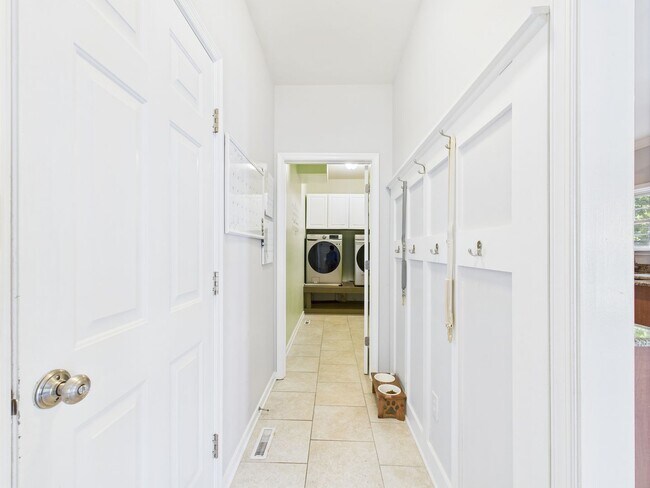 Building Photo - 12017 Hunton Crossing Pl
