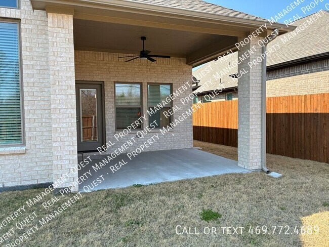 Building Photo - 1862 Silver Birch Rd