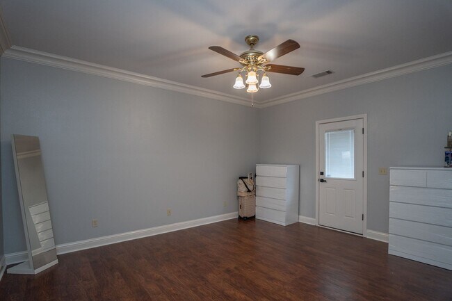 Building Photo - 12907 Arthur Ln