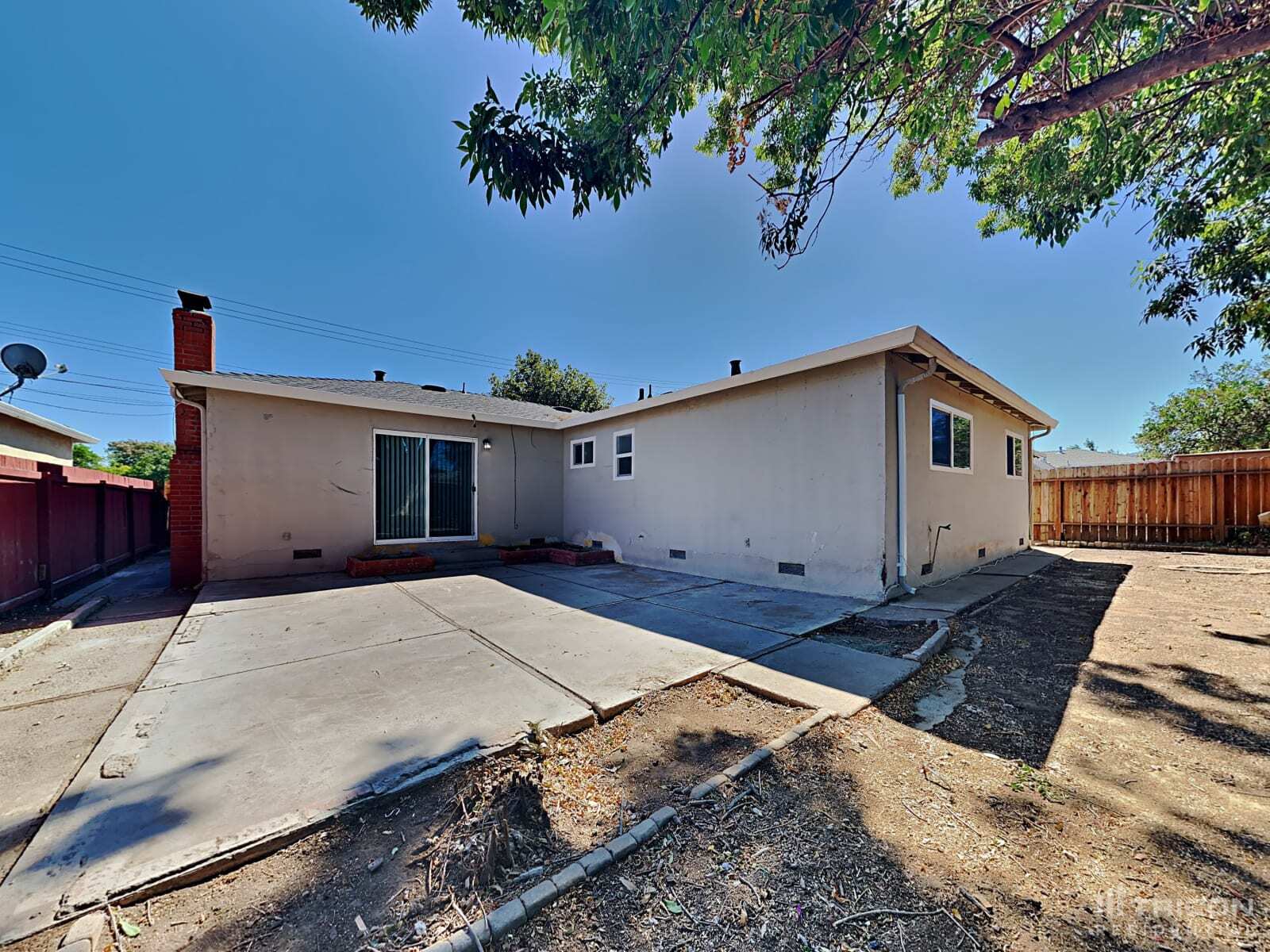 Building Photo - 1508 Crestview Dr