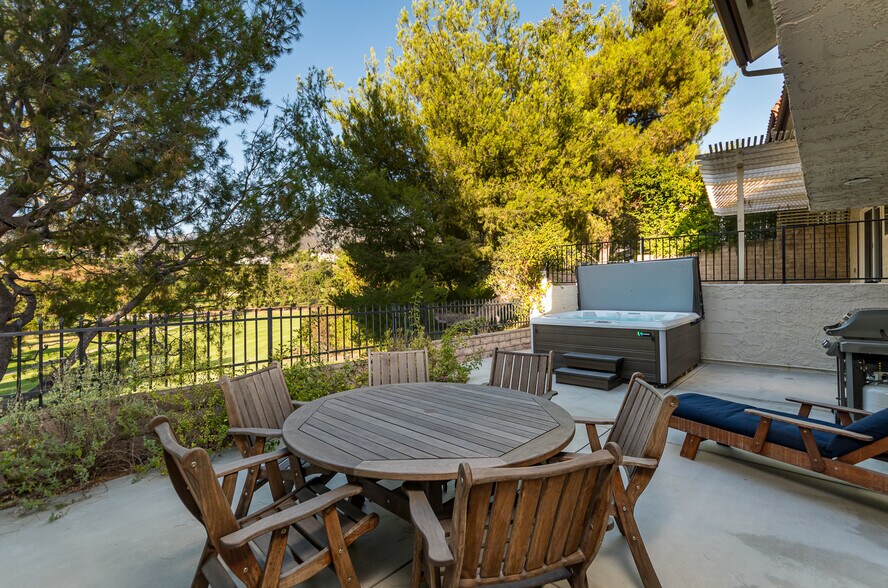 Building Photo - 783 Starlight Heights Dr