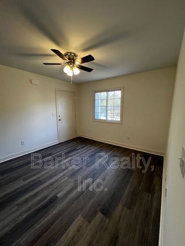 Building Photo - 555-4 E. Edenton Street
