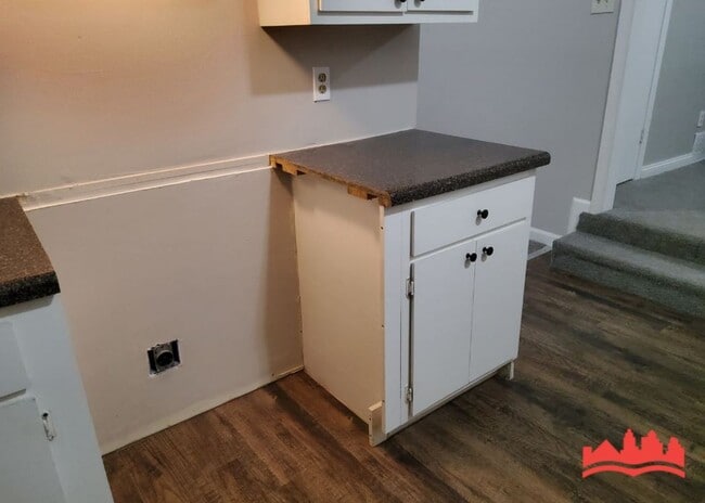 Building Photo - 3442 Knight Rd