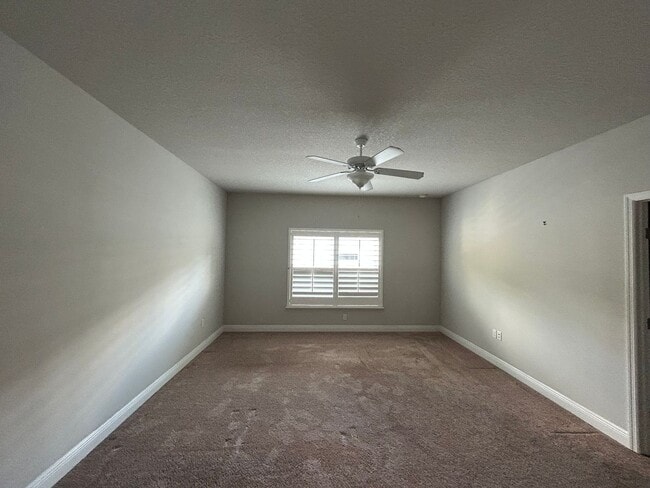 Building Photo - Beautiful Home In Garison Way