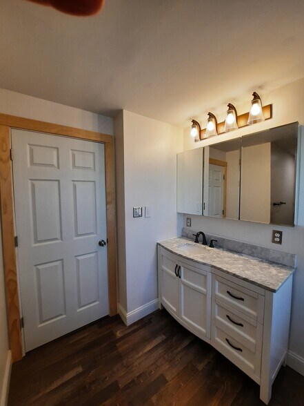 custom 4 light - 247 Main St