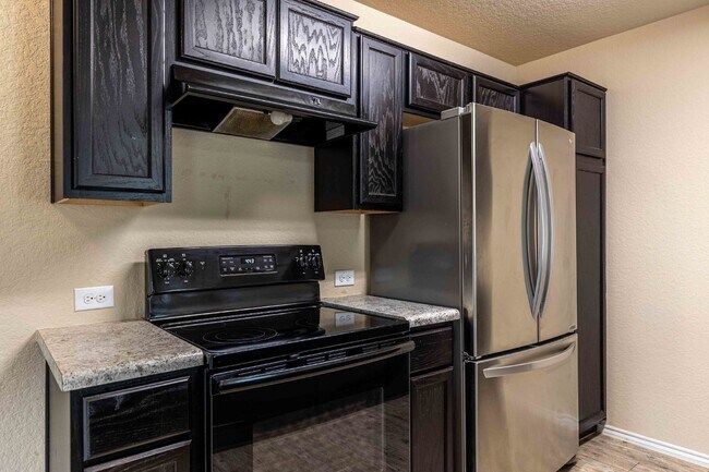 Building Photo - 7226 Hazel Circle