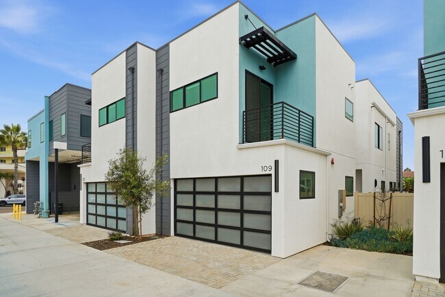 Interior Photo - Seacoast Luxury Townhomes