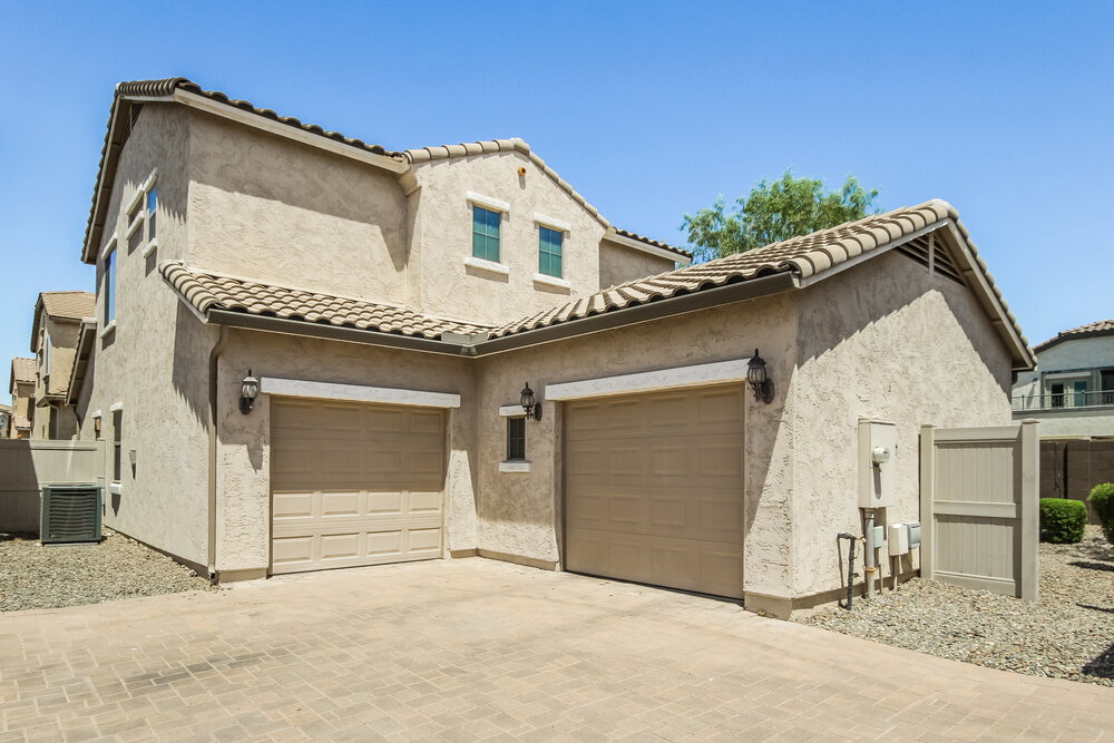 Building Photo - 26681 N Babbling Brook Dr