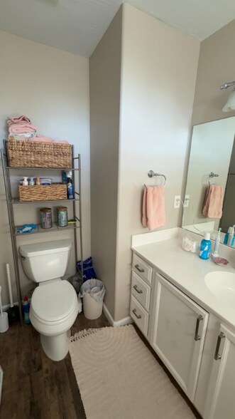 Building Photo - 2423 Perdido Way