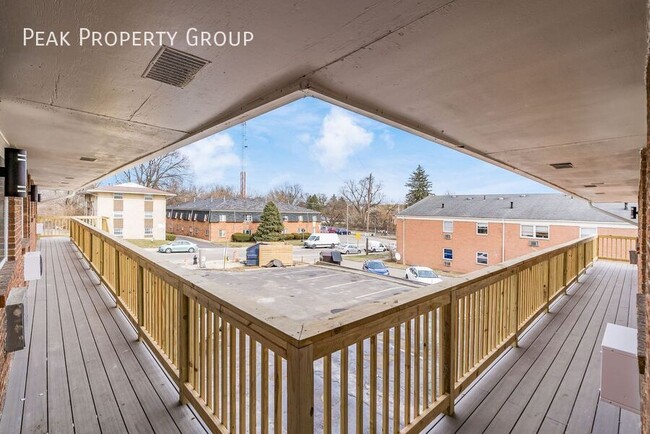 Building Photo - Available Now! 2 Bedroom Apartments Locate...