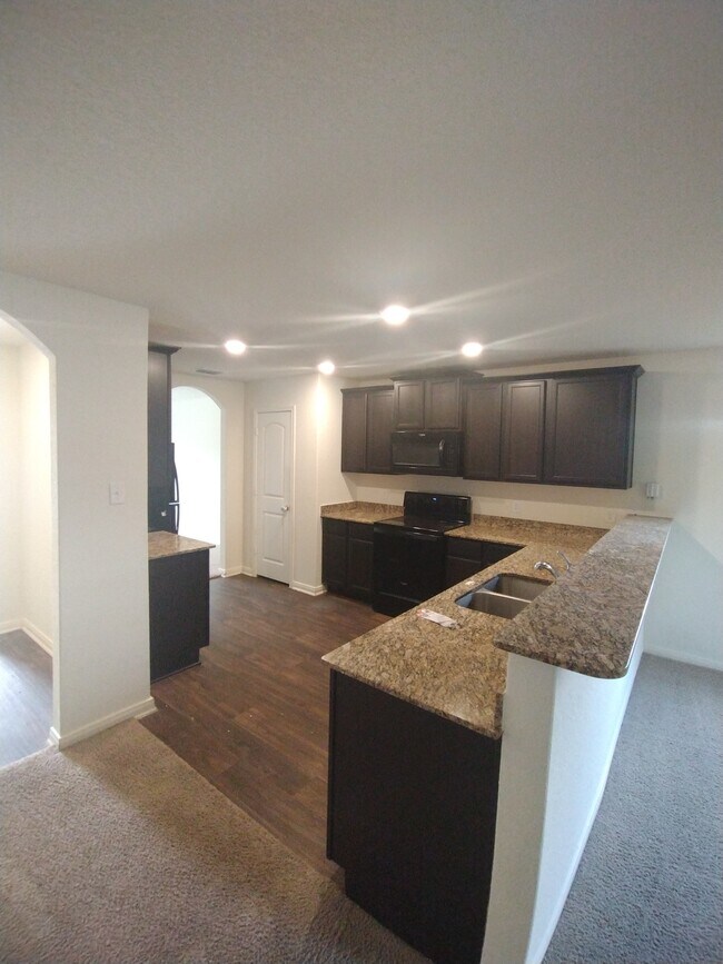 Building Photo - 6127 Lakefront