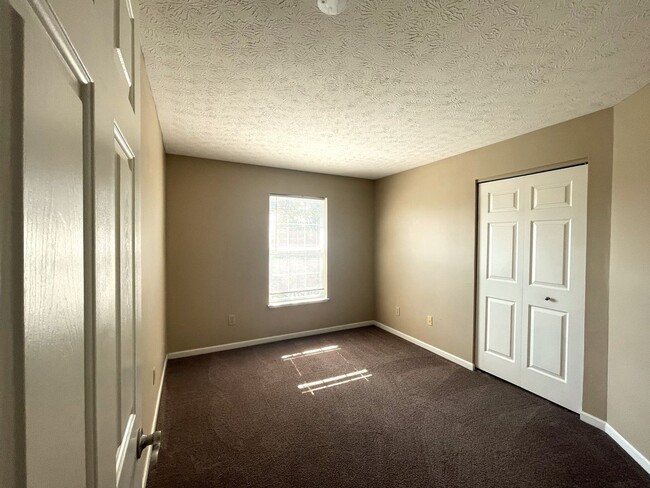 Building Photo - 5448 Cypress Chase