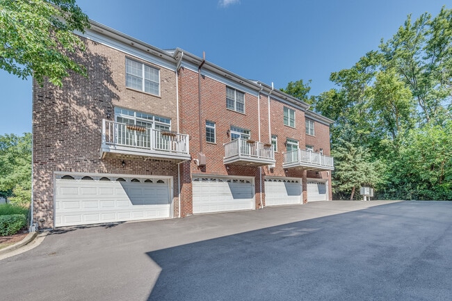 Building Photo - 243 Boxcar Ave