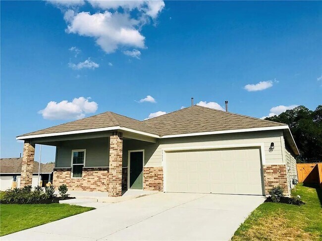 Building Photo - 13813 Harrisglenn Dr