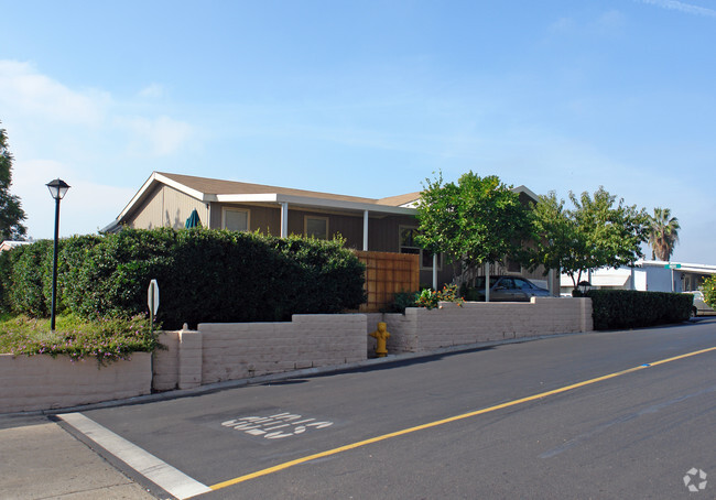 Building Photo - Lamplighter Los Coches Mobile Home Park