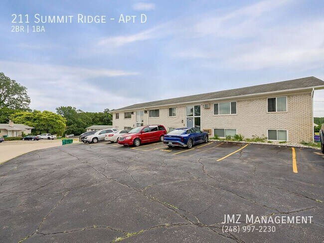 Building Photo - 211 Summit Ridge-Apt D