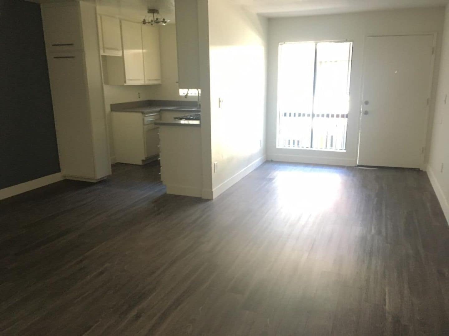 Interior Photo - 6545 Hazeltine Ave. Van Nuys, CA.