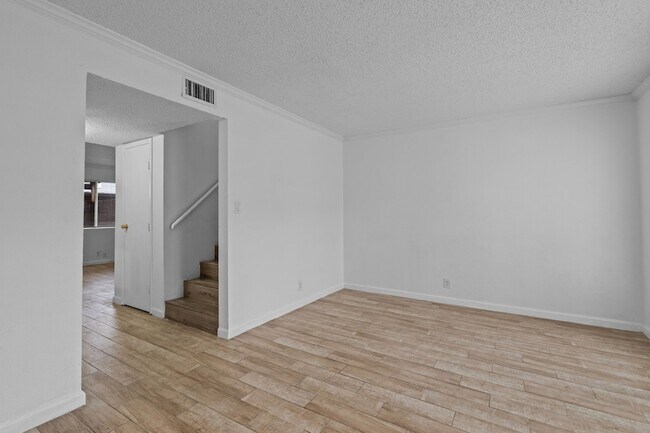 Building Photo - 11002 Hammerly Blvd