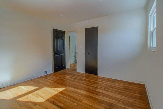 Building Photo - AVAILABLE APRIL 1ST! Do not miss this STUNNING 3-bedroom in Penn Hills!