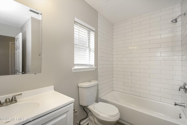 Building Photo - 9441 Harrier Ct