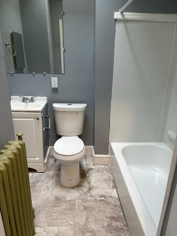 Building Photo - 54 N Morley St