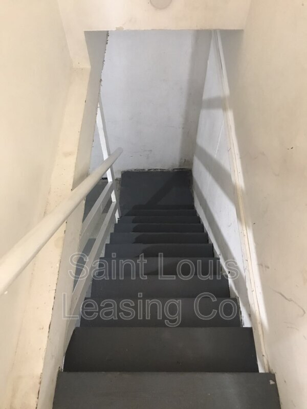 Building Photo - 370 St Edward Ln