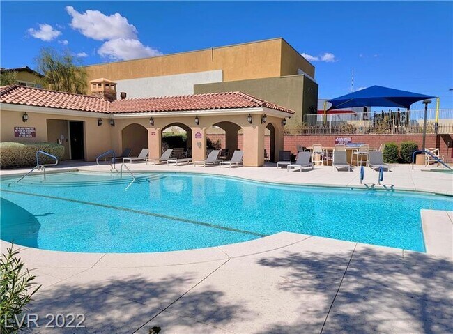 Building Photo - 8455 Classique Ave