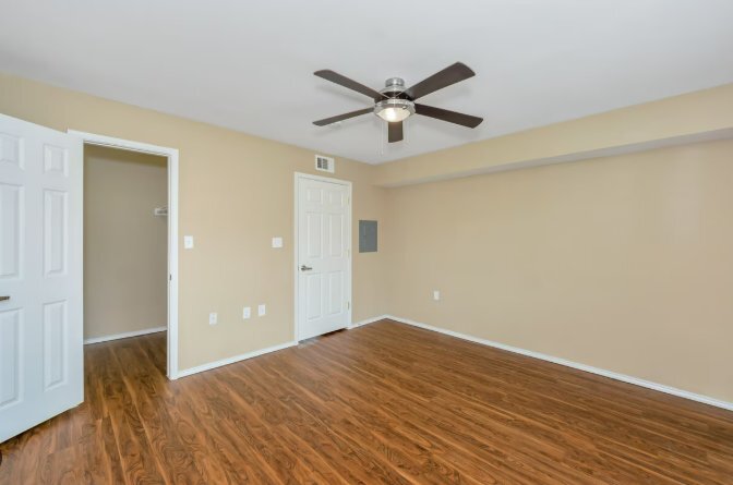 Building Photo - 2805 Mustang Dr