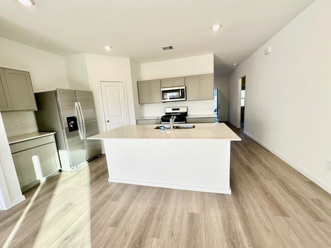 Building Photo - 27736 Woodglen Mews Wy