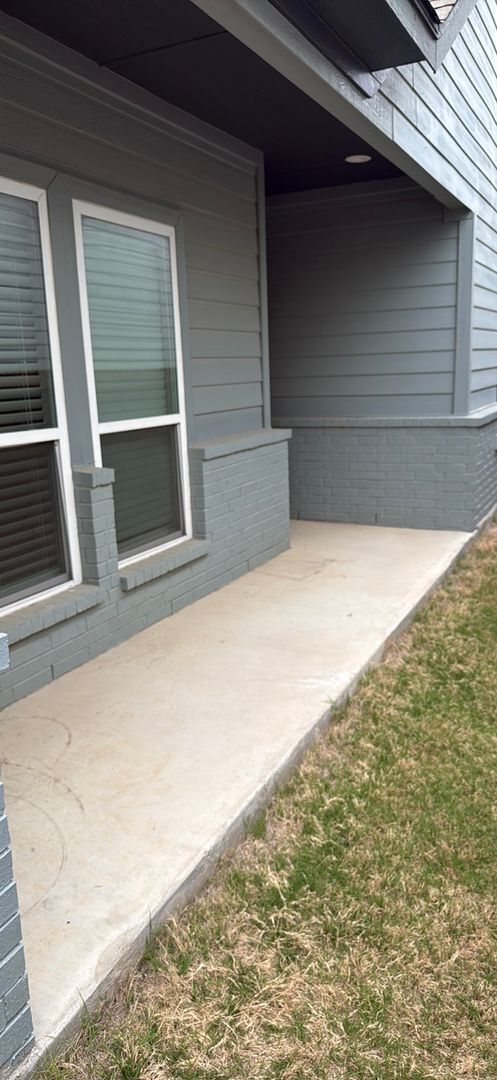 Building Photo - 3/2/2 GREAT NEIGHBORHOOD